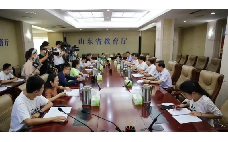 山東省教育廳發(fā)布《關(guān)于2021年職業(yè)教育改革發(fā)展成效明顯的市、縣（市、區(qū)）遴選評(píng)審結(jié)果的公示》