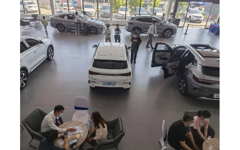 “五一”國內(nèi)車市觀察：追漲新能源車