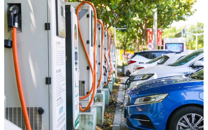 海南新能源汽車(chē)保有量達(dá)14.6萬(wàn)輛